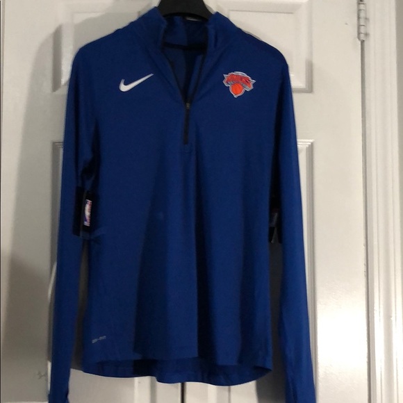 Nike Tops - Nike Dri-Fit Women’s New York Knicks Pullover Top